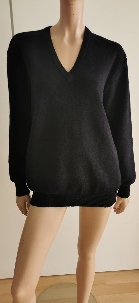 XL-sized navy blue ST JAMES sweater