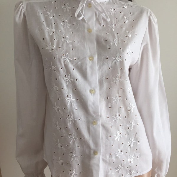 Chemisier vintage blanc broderies anglaises taille 38/40 - uk 10/12 - us 6/8 - romantique bohème chic