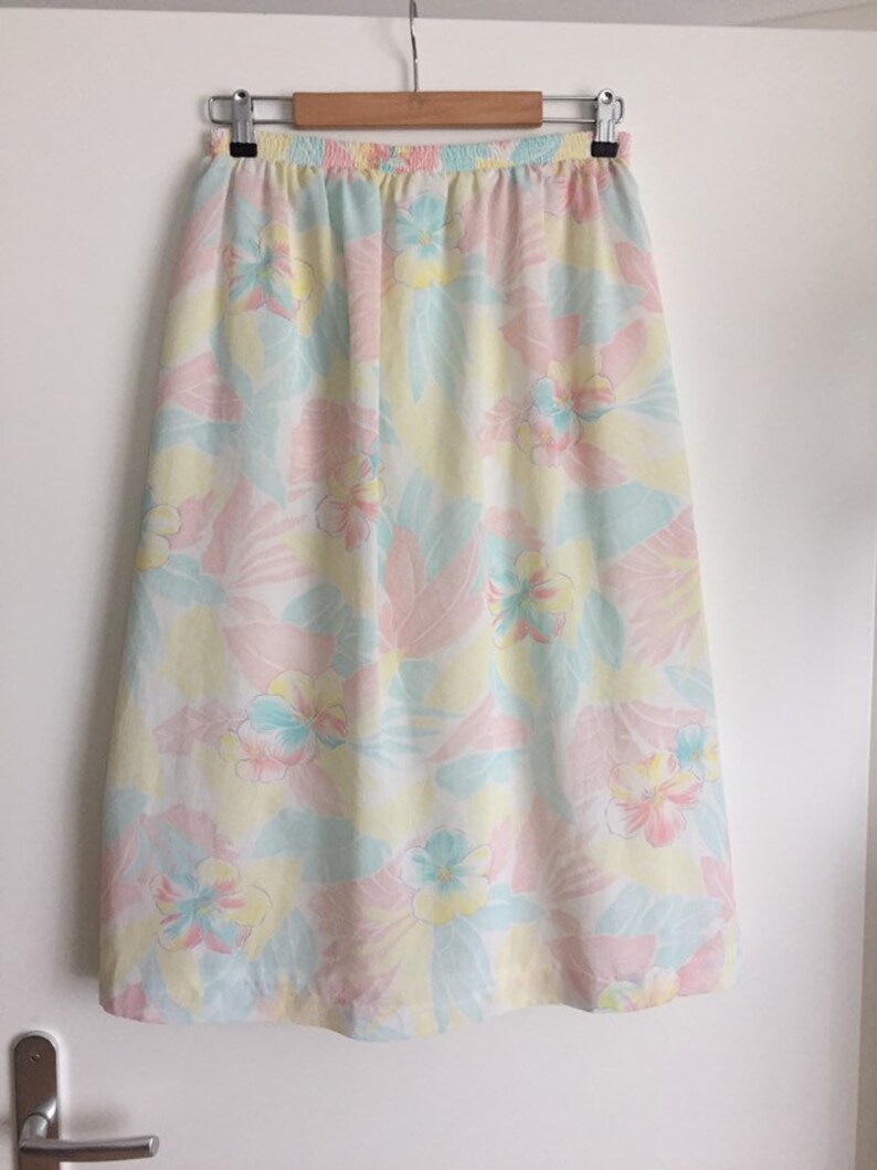 Vintage skirt 80 /'s TAN JAY pastel floral size 40-UK 12-US 8