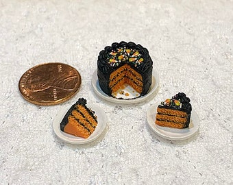1:12 Scale Miniature Halloween Cake Set