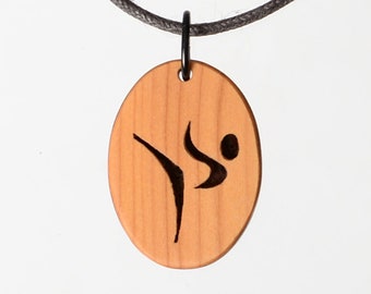 Wooden jewelry. Pendant and necklace. Orange yew wood. Handicraft Germany