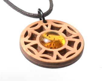 Amber mandala pendant. Wooden jewelry made from precious wood. Creative crafts from Germany. No laser jewelry!