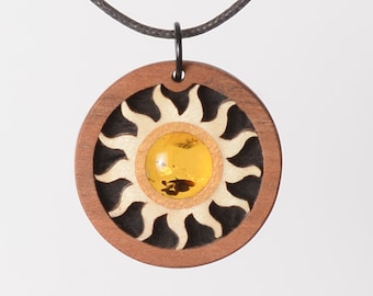 Wooden jewelry pendant amber. Selectable necklace length. Symbolic jewelry of love. Creative crafts, Germany.