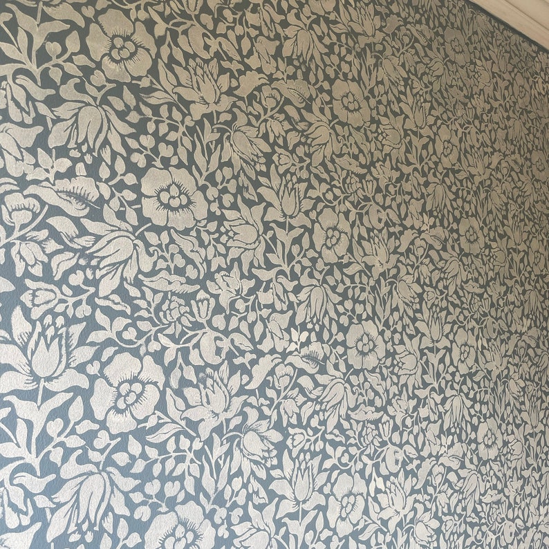 William Morris Mallow Stencil wall stencil for painting based on a wallpaper pattern by William Morris 229 image 2