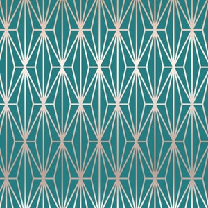 Puede incluir: Un patrón sin costuras con un diseño geométrico. El patrón presenta un diseño repetitivo de figuras de diamante superpuestas, de color plateado, sobre un fondo azul verdoso.