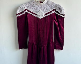 1990s Vintage Burgandy Velvet and White Lace Dress Size XS