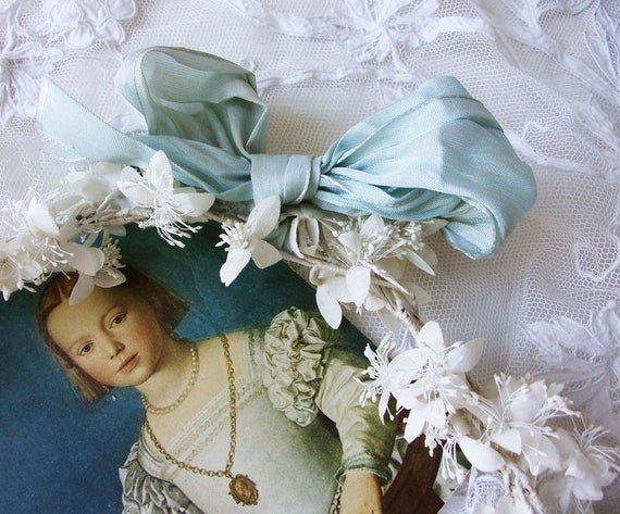 1800s Antique French Wreath Communion Crown Souve… - image 3