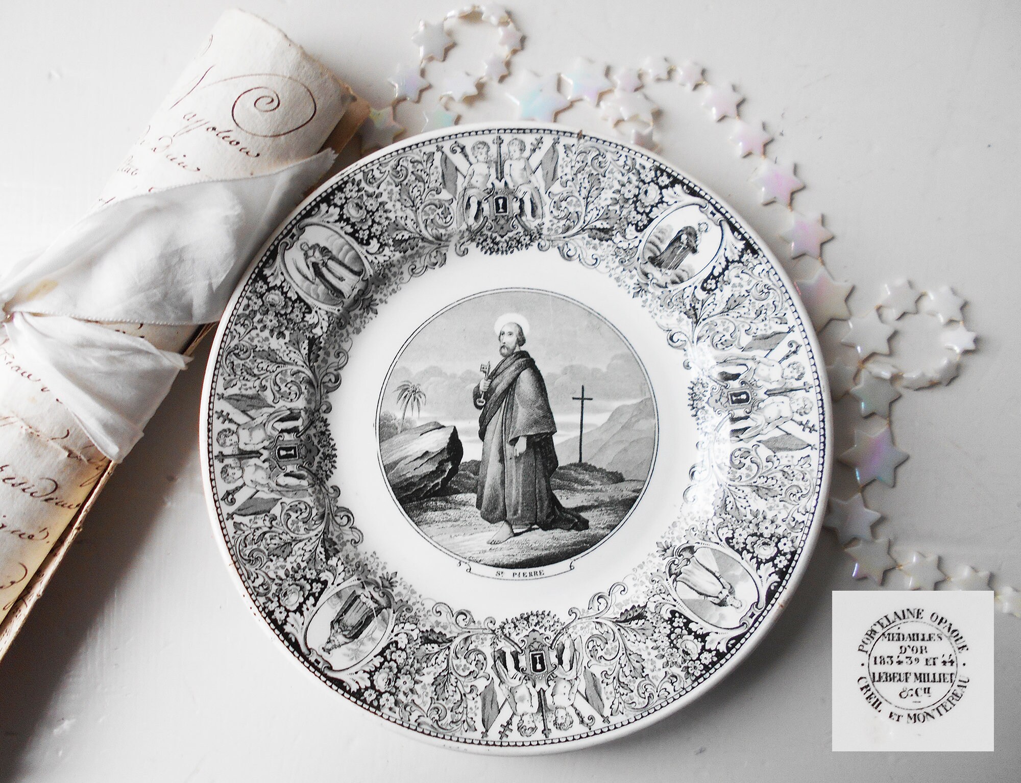 Saint Pierre Antique Français Plaque Creil&montereau Religieuse Assiette Thématique Saint Petrus Noi