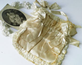 Antique Silk Purse French Bridal or Communion Purse Hand Embroidered