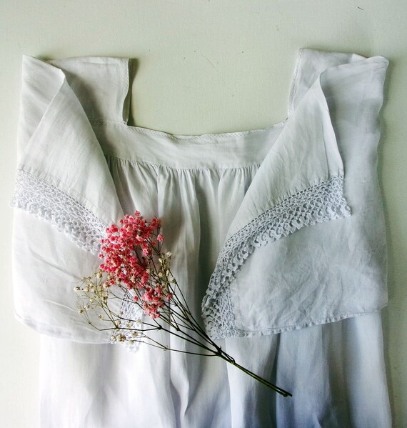 1800s Pure Linen Antique French Church Garment White Handmade Lace  