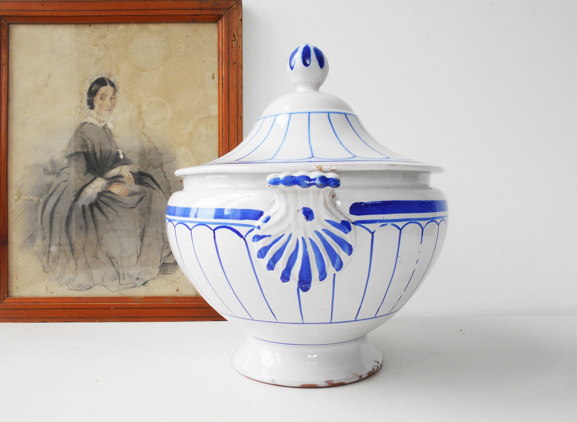 Antique Français Soupe Tureen Émaillée à La Main Céramique Peinte St Clement