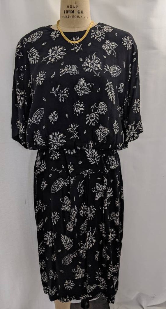 Vintage slouchy midi printed day dress medium - image 2