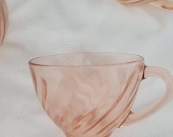 Set of 4 Vintage Glass Pink Swirl Rosaline Cup and Saucer from Arcoroc France
