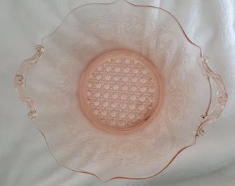 Vintage Pink Depression Glass American Sweetheart pattern Bowl Etched with handles