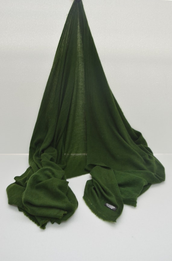 green cashmere scarf