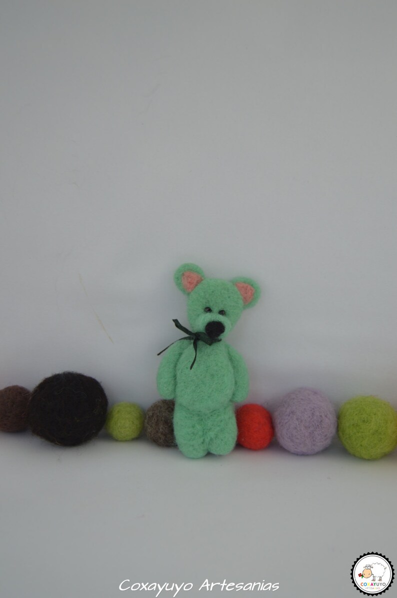 Bear brooch needle felting bear brooch brooches needlefelt handmade sheep wool felted sculpture