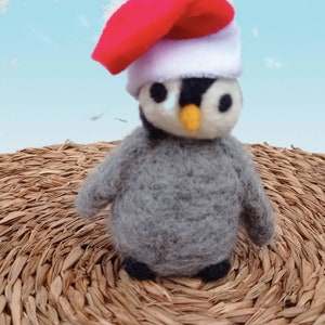Needle felted penguin, penguin miniature penguin, Felt miniature, Needlefelt,  needle felting,  Handmade, Felted sculpture
