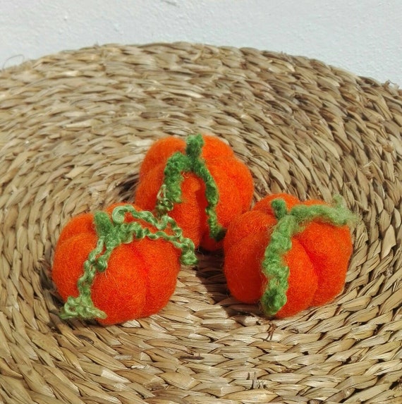 Set 3 needlefelt pumpkin, Halloween decoration, pumpkin, needlefelt, handmade, sheep wool, felted sculpture