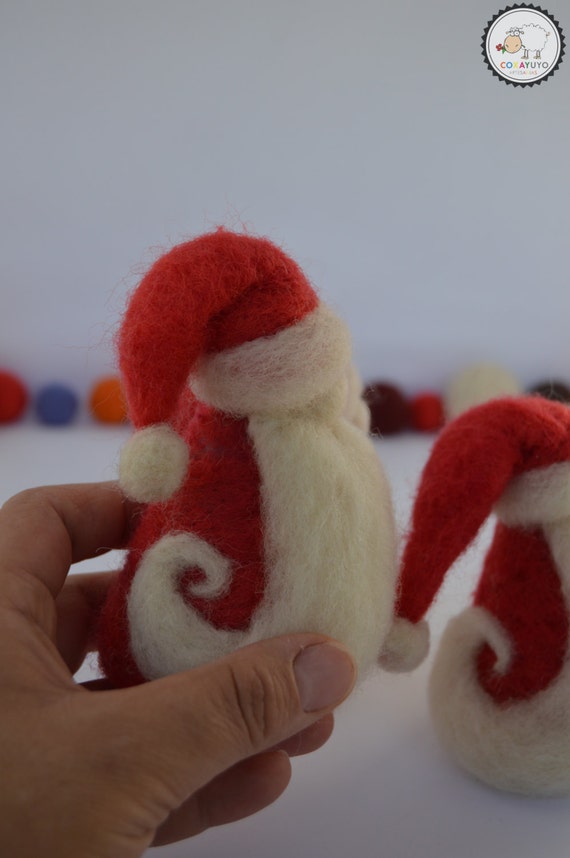 Needle felted Santa Claus, Felted Santa, Christmas, needle felting, felted sculpture, sheep wool
