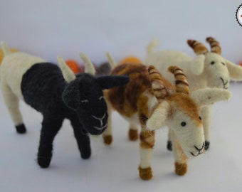 Needle felted goat, Felt goat, needle felting, needlefelt, handmade, sheep wool, felted sculpture