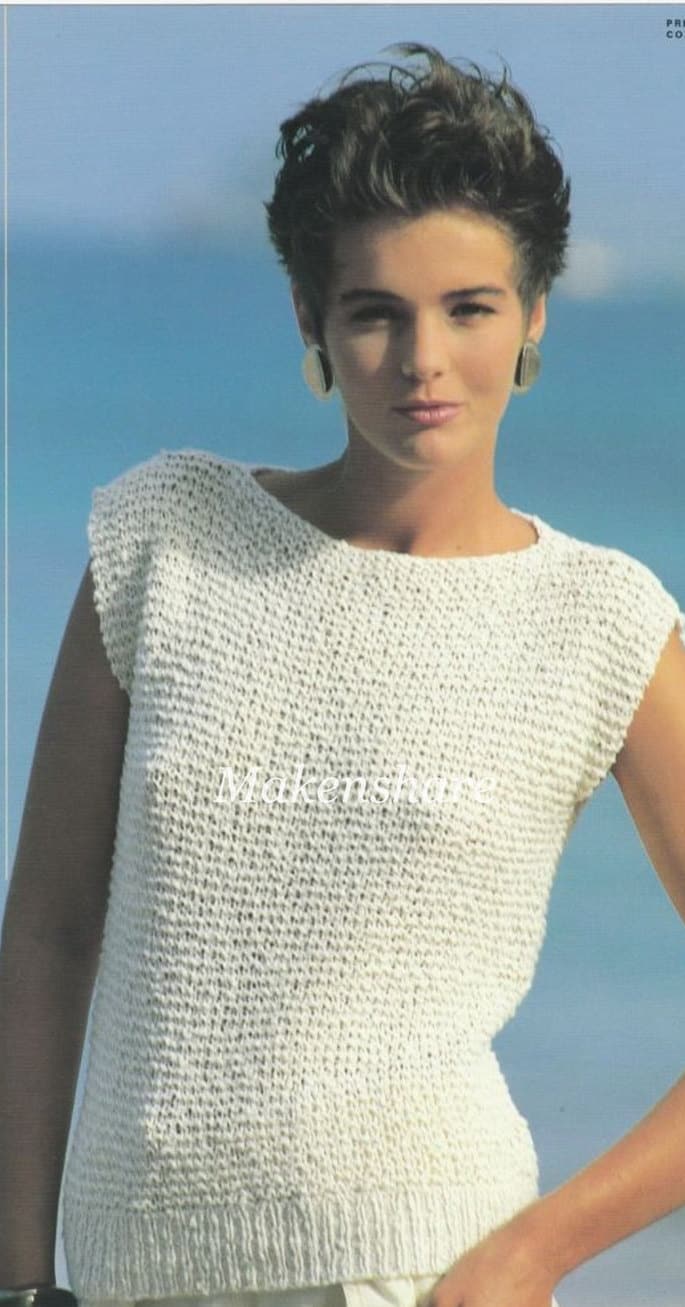 Easy Knitting Pattern Girls Top ,Ladies Top in Garter Stitch Great for beginners in Cotton Worsted , 10 Ply , Aran Sizes 26 -40 in 66-102 cm