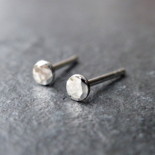 Minimalist stud earrings, 925 sterling silver, tiny earrings, minimalist earrings, minimalist jewelry, dot earrings, gift for her, everyday