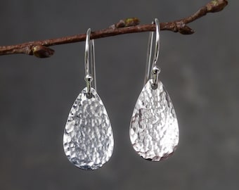 Silver petal earrings, teardrop earrings, dangle earrings, drop earrings, hammered silver earrings, minimalist earrings dangle
