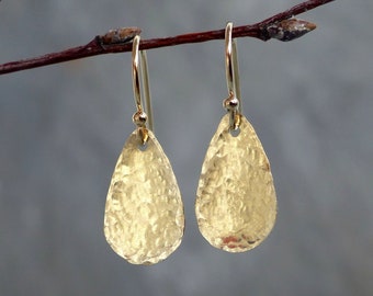 Golden petal earrings, teardrop earrings, gold earrings, minimalist earrings dangle, dangle earrings, gold drop earrings, hammered earrings