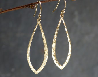 Minimalist leaf earrings, geometric earrings, simple gold earrings, minimalist earrings dangle, gold drop earrings, hammered earrings gift