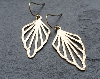 Minimalist leaf earrings, geometric earrings, simple gold earrings, minimalist earrings dangle, gold drop earrings, hammered earrings gift