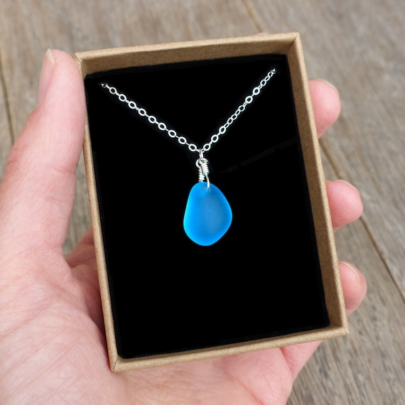 Glass stone deals necklace