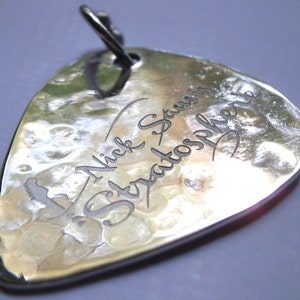 Silver Guitar Pick Engraved, Music personalized pendant, hammered musician gift, Unisex pendant gift for him and her, Guitar player gift image 4