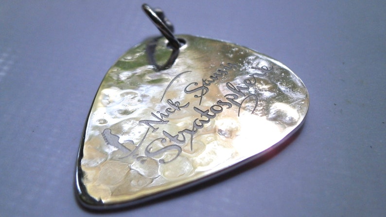 Silver Guitar Pick Engraved, Music personalized pendant, hammered musician gift, Unisex pendant gift for him and her, Guitar player gift image 4