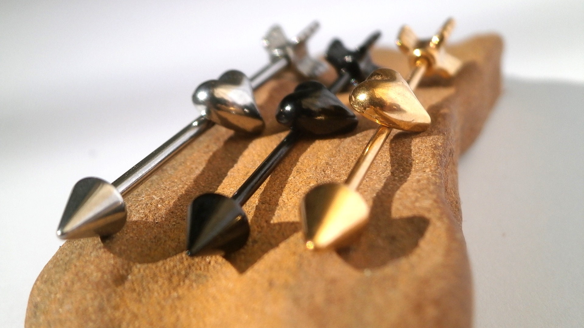 Love Arrow Industrial Barbell 16 Gauge Arrow Helix Piercing Upper Ear Earring, Unisex Men Women Minimalist Body Jewelry Trendy gift for her