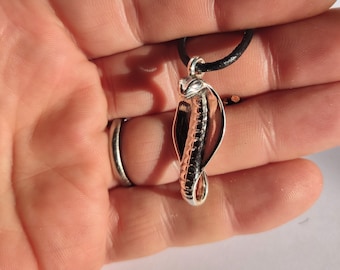 Kobra Schlange Halskette, Sterling Silber, Handmade Unisex Anhänger