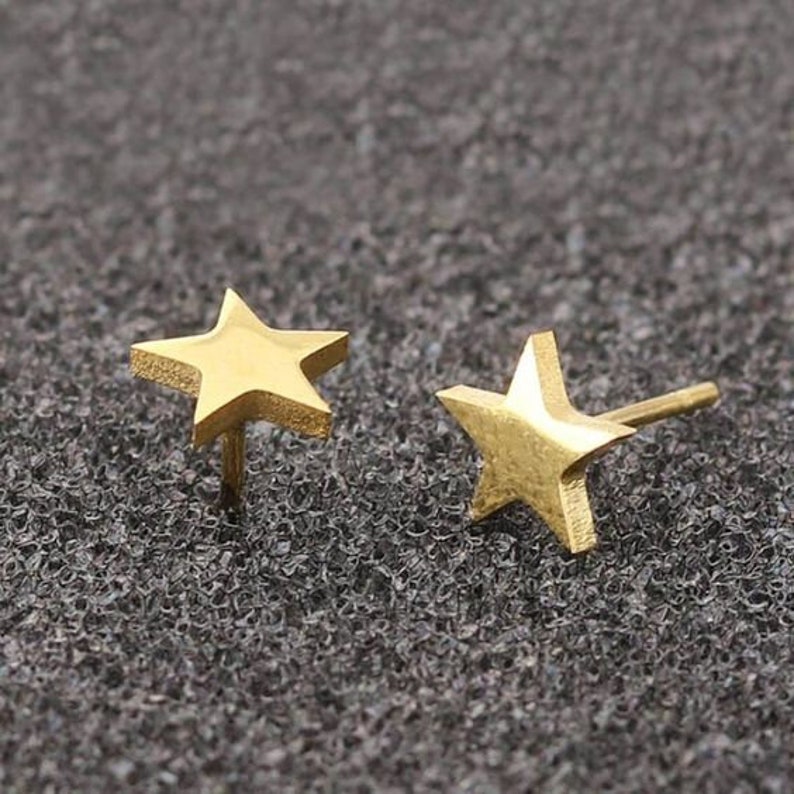 Star Solid gold 14k Nose Stud, Tiny Minimalist Nose Ring, L Shaped, Bone Stud, Left or Right Screw, 20 to 14 Gauge, Womens gift, Mens gift image 3