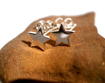 14k Solid Gold Star Stud Earrings: Minimalist Tragus Cartilage Jewelry