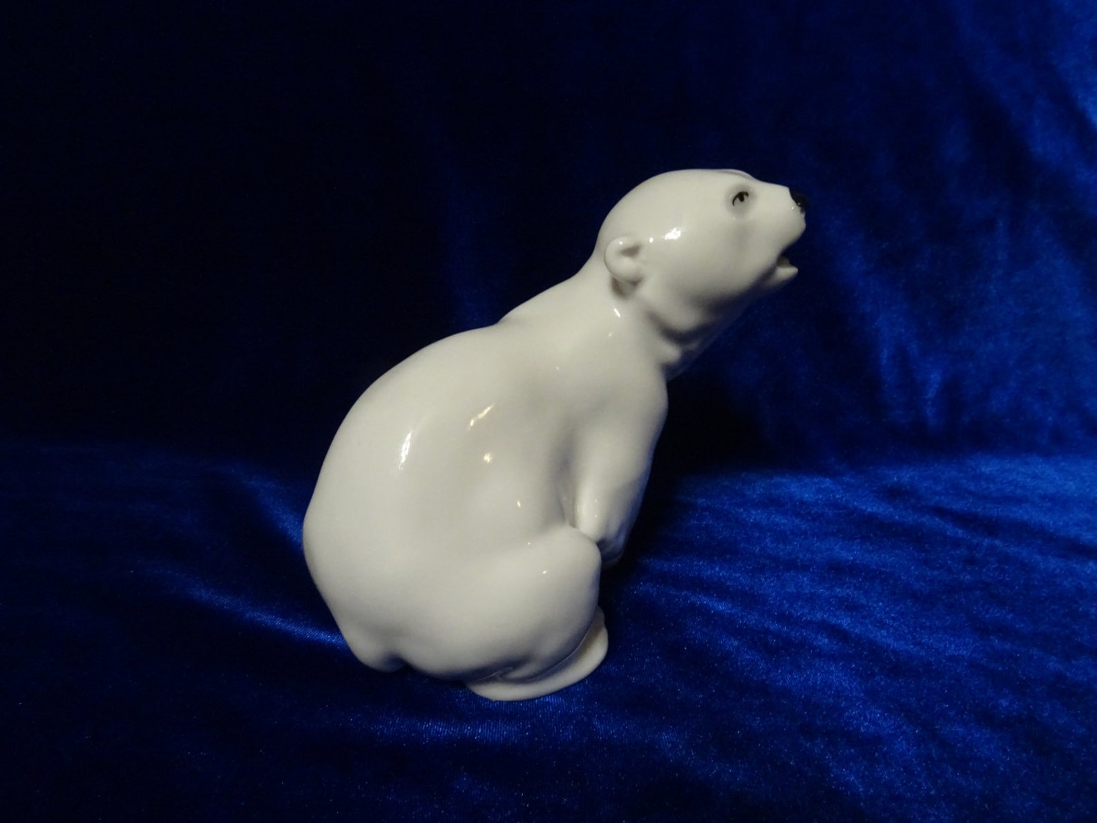 VINTAGE Porcelain Figurine Soviet ussr white bear lomonosov Etsy