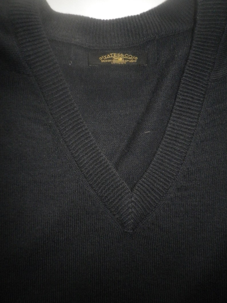 Classic navy V neck mens sweater, year round wardrobe staple, wool/ acrylic, washable, free shipping, ribbed cuff, Tom Sayers label B39 image 4