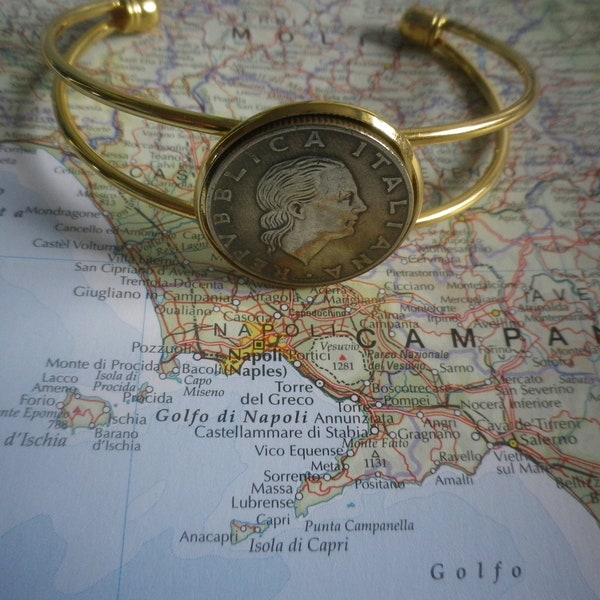 Classic Italian 200 lira closed end gold plated bangle, beautiful image, special occasion present