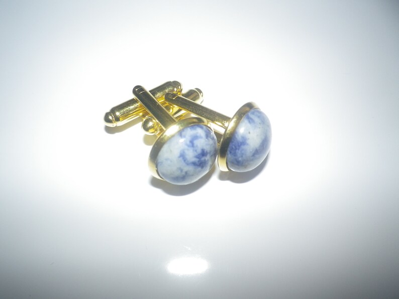 .5 lovely elegant special occasion gift. Amethyst pure gemstone cufflinks beautiful blue grey combination gold plated shank 12mm