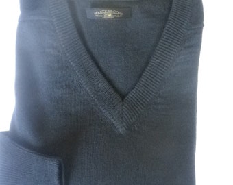 Classic navy  V neck  mens sweater, year round wardrobe staple, wool/ acrylic, washable, free shipping, ribbed cuff, Tom Sayers label B39