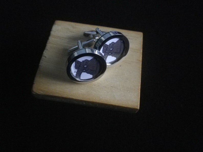 perhaps the world/'s most majestic animal. Elephant cufflinks