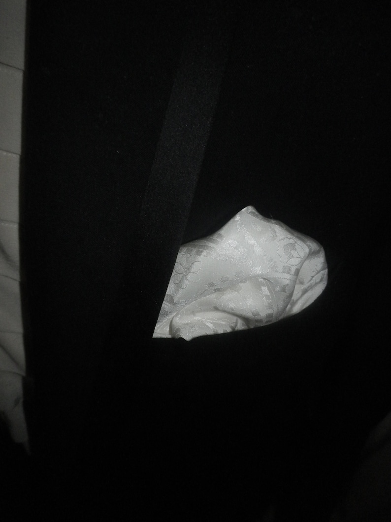 superb elegant special occasion present Pure silk luxury light cream jacquard weave pocket square