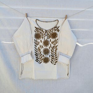 embroidered mexican blouse kaki *ROCOCO* onesize, French sleeve top,bohemian, handmade ethnic clothing, hand embroidered vintage blouse