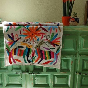 TENANGO camino de mesa/ camino de mesa mexicano/pie de cama/ mexican table runner/ mexican bed runner/ regalo de bodas/ wedding gift