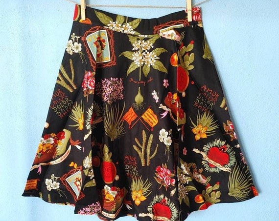 FRIDA KAHLO skirt. 50's skirt. Frida Kalho cotton fabric. Alexander Henry. Circular skirt. black pinup skirt. midi skirt. rockabilly skirt