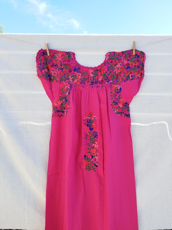 Mexican hand embroidered dress * SAN ANTONINO * magenta, Size S, pre-breast, holiday dress, beach wedding, bohohemian-chic dress