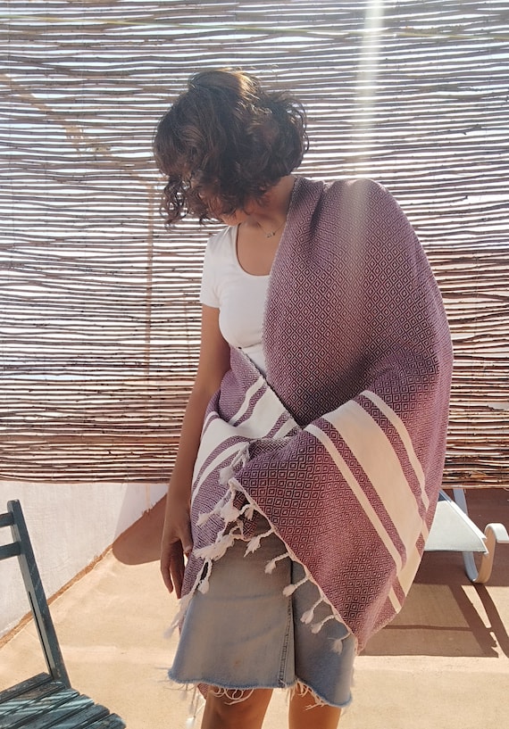Moroccan  fringed blanket  Purple cotton / Moroccan bed cover // Moroccan beach towel// decorative Moroccan blanket//  xmas gift
