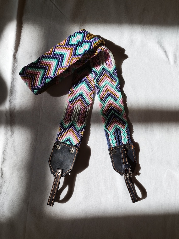 bohemian style macrame and leather camera strap, ethnic bag strap, gift for photographer, photography accessory, gift for photographer lover